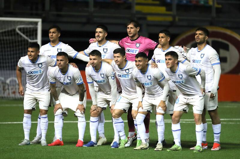 Los Acereros sumaron cuatro partidos perdidos y 16 goles en contra /Photosport