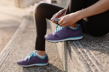 Obtén un 40% de descuento en zapatillas utilizando este cupón