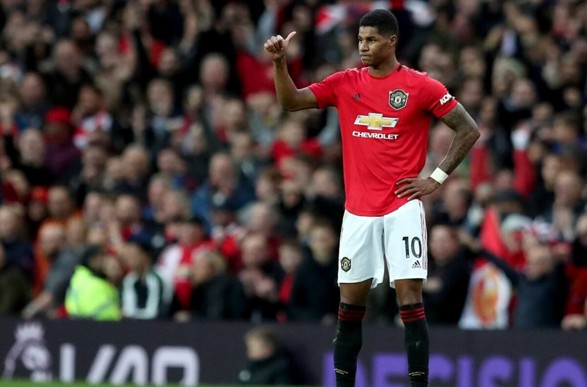 "El que baila pasa": Manchester United hace guiño a protestas en Chile