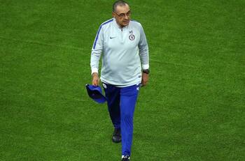 Sarri furioso en la previa de la final de la Europa League por discusión entre Gonzalo Higuaín y David Luiz