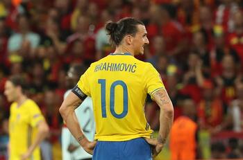 AC Milan indicó que Zlatan Ibrahimovic dio positivo por Covid-19