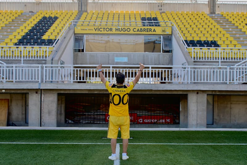 Y la tribuna en el Lucio Fariña de Quillota que lleva su nombre.