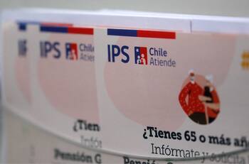 ¿Cómo puedo retirar una liquidación de pago desde el IPS en línea?