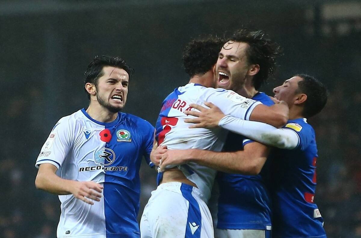 Blackburn Rovers de Ben Brereton busca fichar a mediocampista del Manchester City