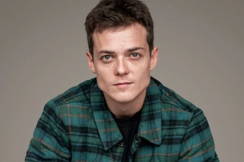 Simón Pesutic revela qué teleserie de TVN se merece una segunda temporada: “Era una joya”