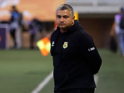 Otra banca disponible en Primera B: San Luis sorprende despidiendo a Damián Muñoz como su DT