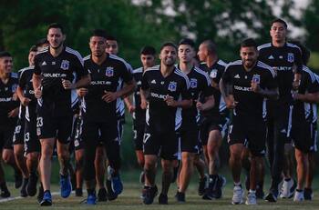 El arquero de casi dos metros que sorprendió en la pretemporada de Colo Colo