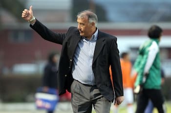 Raúl Toro pone a Carlos Villanueva como el máximo ídolo de Audax y pide un esfuerzo para sacar a Di Santo de la UC