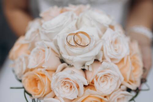 La solicitud del beneficio se hace de forma presencial.