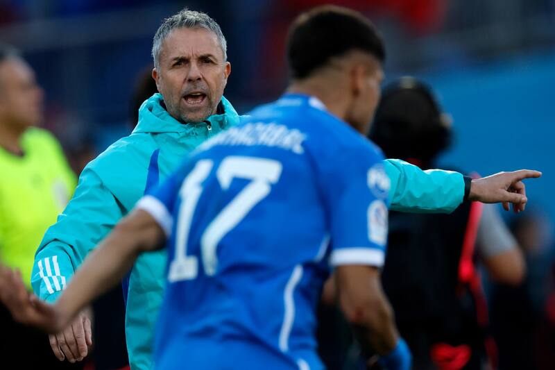 Gustavo Álvarez, entrenador de la U.