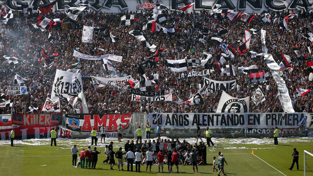 Youtuber español "The Talavera" alucinó con hinchada de Colo Colo