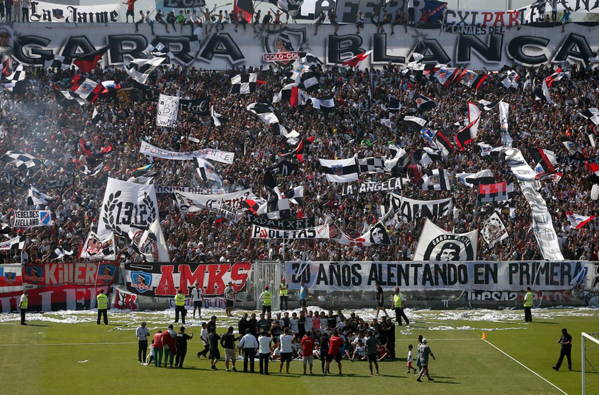 Youtuber español "The Talavera" alucinó con hinchada de Colo Colo