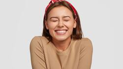 Con esta sencilla infusión presente en todos los supermercados puedes eliminar el sarro de tus dientes