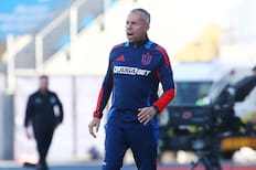 Tenso momento: a Gustavo Álvarez le dijeron que la temporada 2025 de la U fue un fracaso y así reaccionó