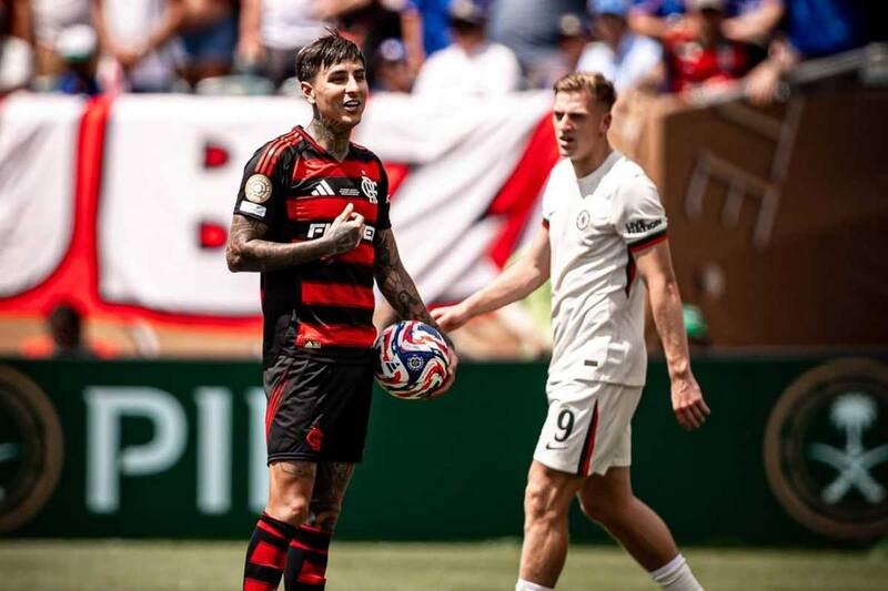 El chileno jugará contra Bayern en octavos de final.