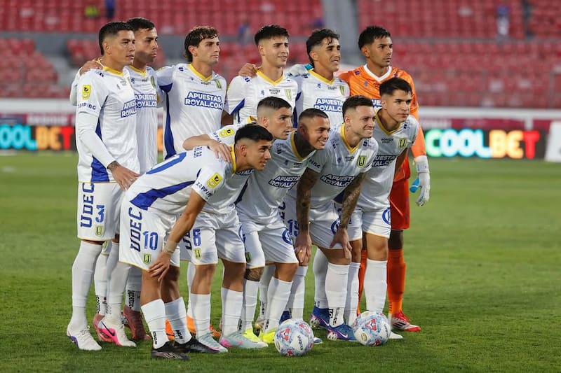 Jeison Fuentealba fue la figura de U. de Conce ante los azules. Foto: Prensa ANFP.