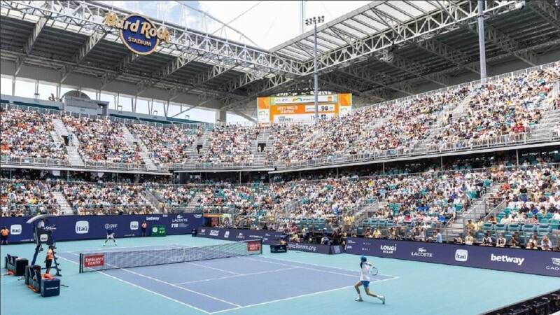 en su nueva casa: el Hard Rock Stadium de los Dolphins de la NFL. EFE