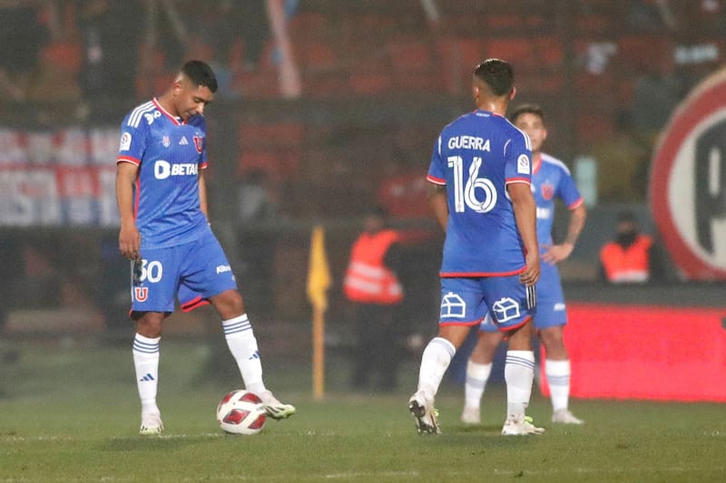 cayó porque intentó jugar como grande según Beausejour. Foto: Aton