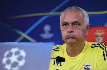 Mourinho explota en Fenerbahçe mientras Alexis Sánchez aún no encuentra club