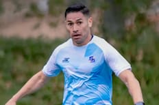 Tras su polémico fichaje: el impensado momento que vive Óscar Opazo en Everton