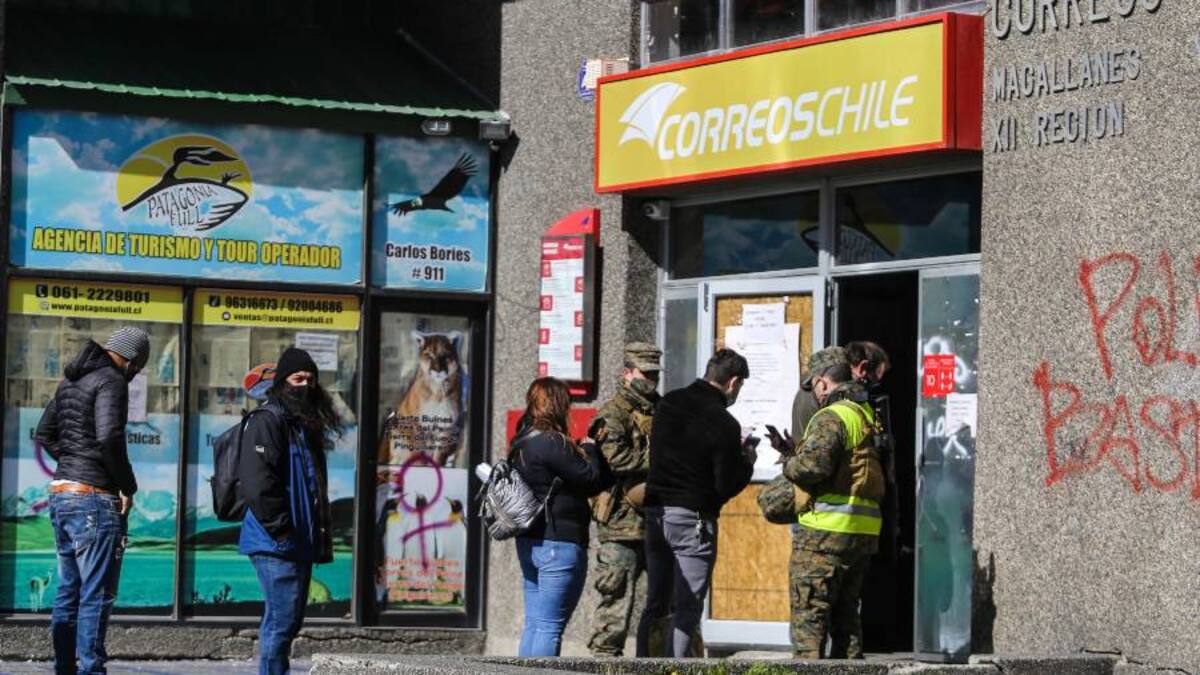 Informe Epidemiológico: Puente Alto bajó un puesto y Punta Arenas lidera con más casos