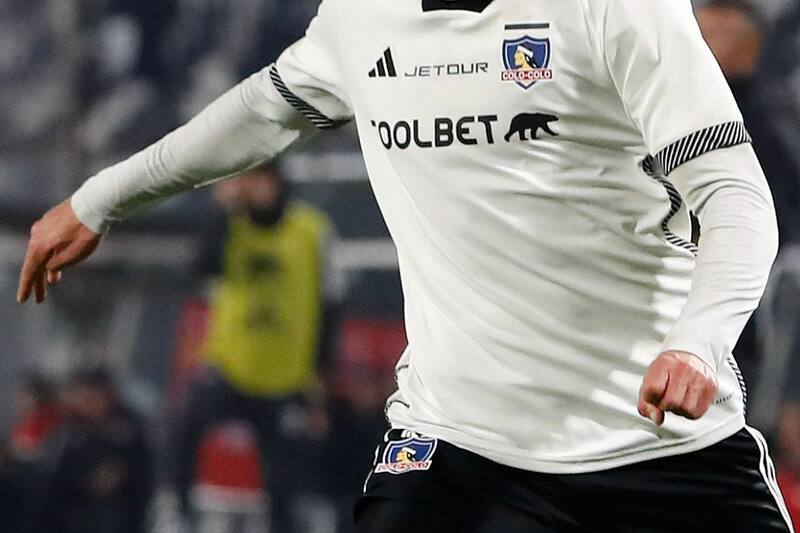 Alexander Bolaños estuvo entre 2016 y 2018 en Macul y hoy recibió una fuerte sanción.