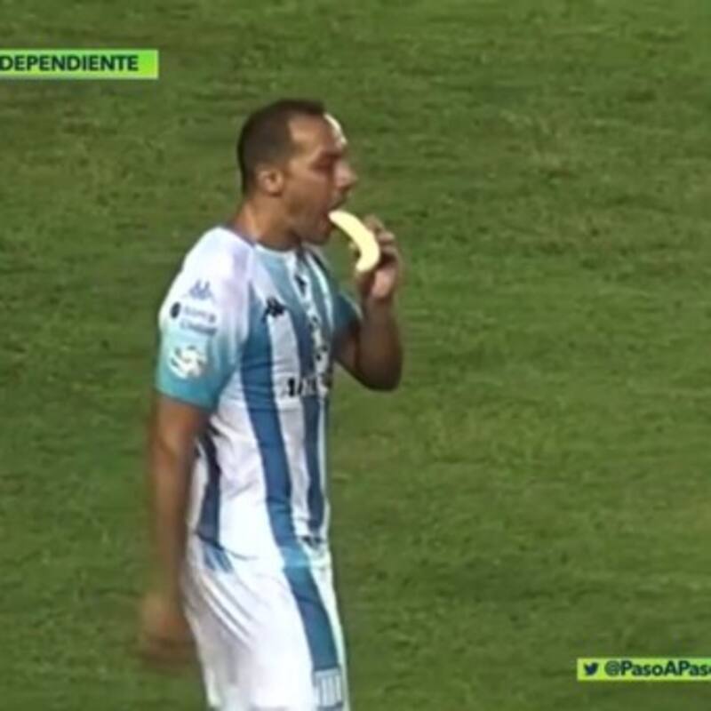 Marcelo Díaz en el "Clásico de la Banana".