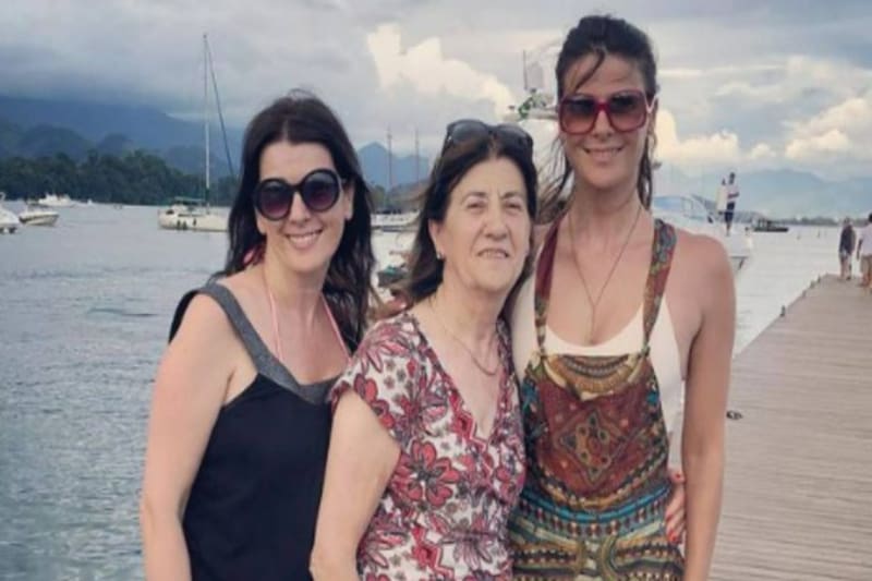 Tonka Tomicic recuerda a su madre con sentido mensaje y antigua foto en su día