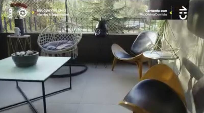 Álvaro Ballero mostró su casa, el cual está lleno de adornos de películas y video juegos y recuerdos sobre su vida.