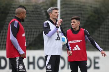 Los 3 juveniles de Colo Colo que jugaron en los primeros amistosos dirigidos por Fernando Ortiz