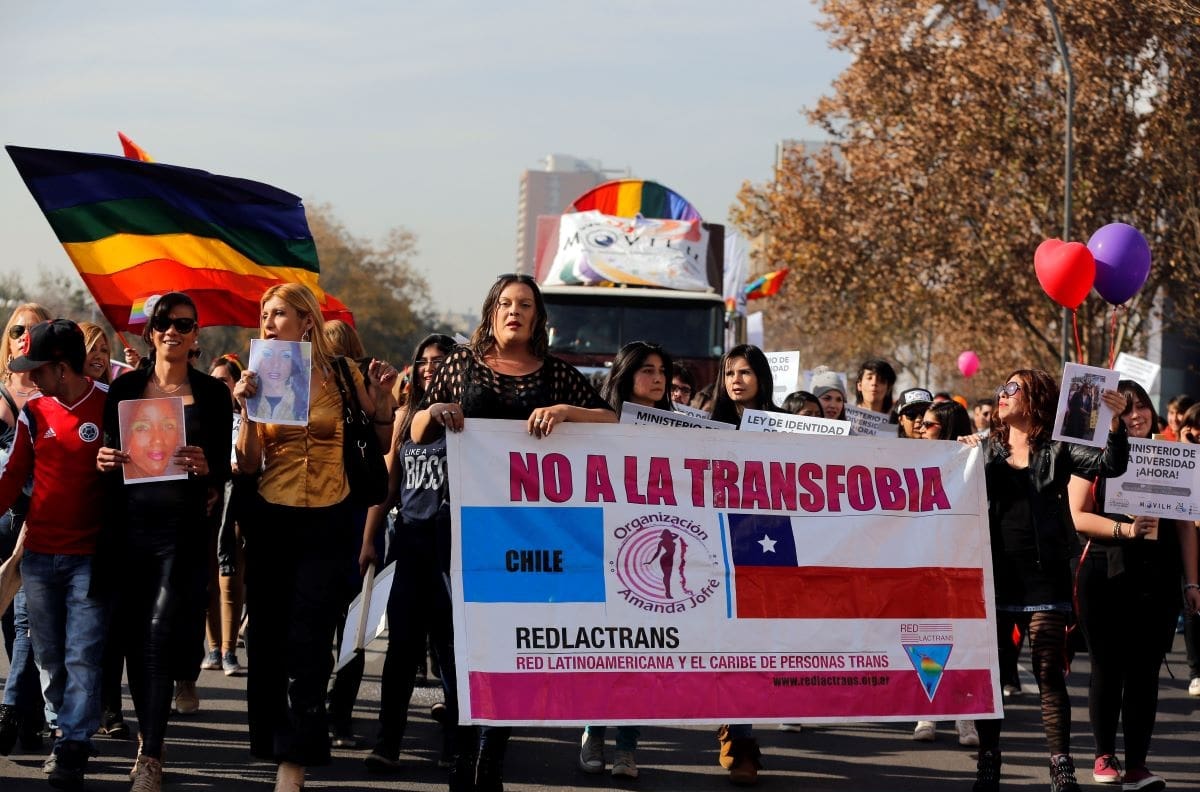 Denuncian que mujer trans de 41 años sufrió una brutal golpiza en Quillota