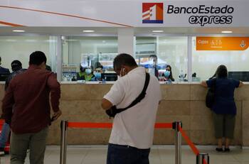 BancoEstado renovará las tarjetas de sus clientes con CuentaRUT por un sistema más seguro