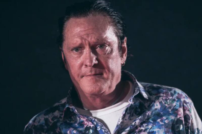 murió a los 67 años.