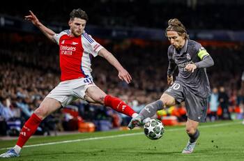 A lo Roberto Carlos: el golazo de Declan Rice para Arsenal vs Real Madrid