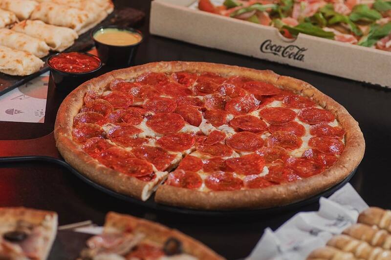 Melt Pizzas cuenta con una calificación de 2.5 estrellas en Laborum.