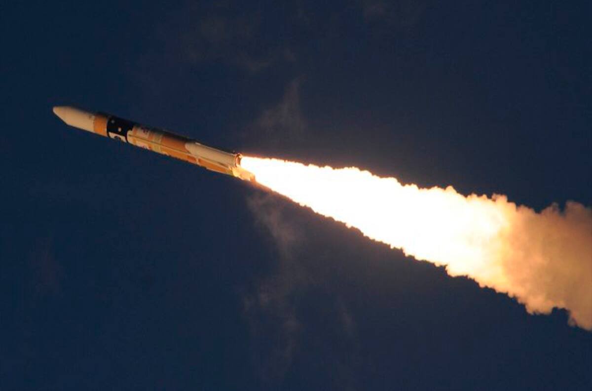 Supuesto cohete que chocará contra la luna no es de Space X, sino que de China