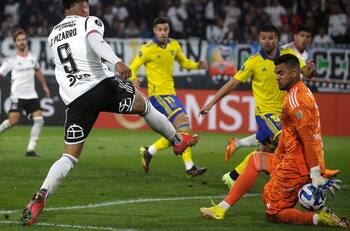 Uno menos: Sergio Romero esperaba un millonario sueldo y Colo Colo lo descartó