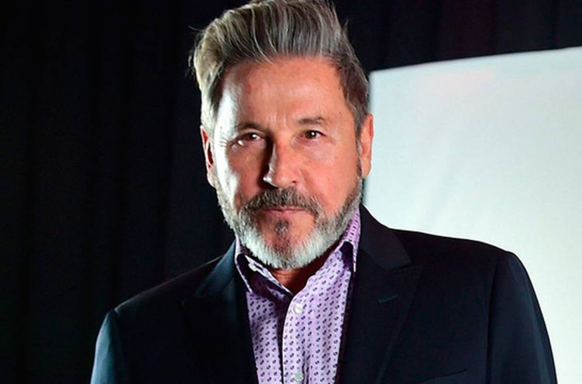 El divertido meme que relaciona a Ricardo Montaner, Messi y Anonymous