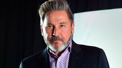 El divertido meme que relaciona a Ricardo Montaner, Messi y Anonymous