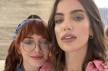 De hace 10 años: Millaray Viera comparte emotiva fotografía junto a su hija, Julieta López, en un concierto de los Arctic Monkeys en México