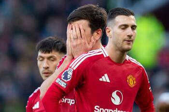 No hay caso: Manchester United no despega y volvió a perder