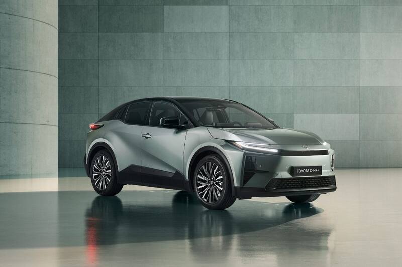 Toyota anunció un escuadrón de vehículos eléctricos para 2026