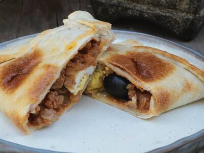 “Al horno y sin manteca”: Director del Departamento de Nutrición de la U. de Chile respecto al consumo de empanadas en Fiestas Patrias