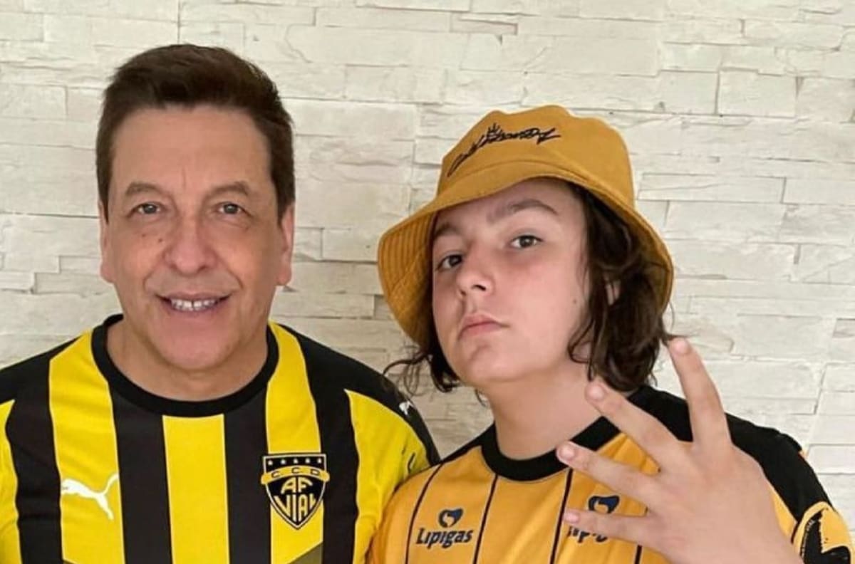 Un recorrido en la casa de Julio César Rodríguez: Nineteen Elevnn compartió un nuevo adelanto de su single
