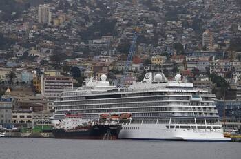 Tres casos positivos por Covid-19 fueron detectados en primer crucero de la termporada en Valparaíso