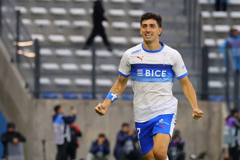 Marcó para la UC. Foto: Agencia Aton.