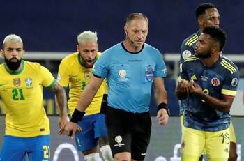 VIDEO: Conmebol liberó audios del VAR y explicó por qué validó polémico gol de Brasil ante Colombia