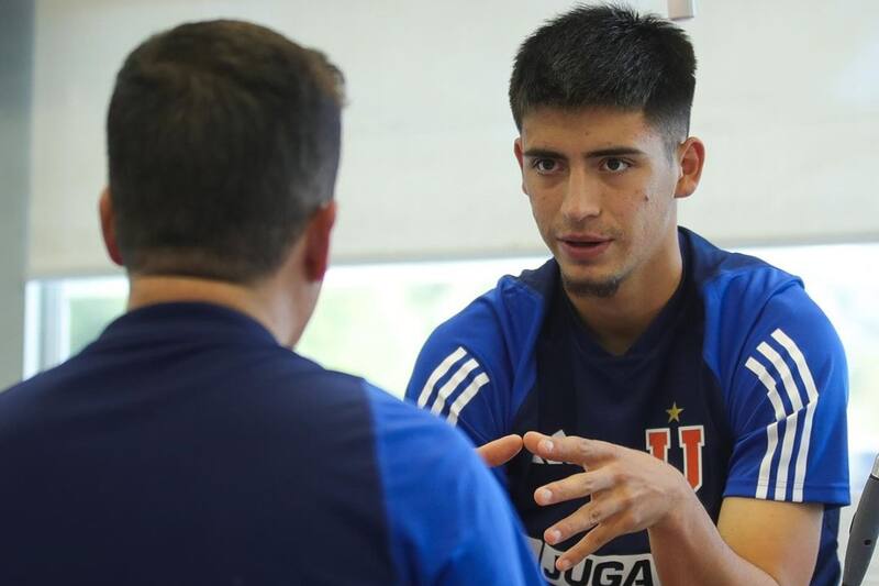 tiene nuevo auspicio en su camiseta.