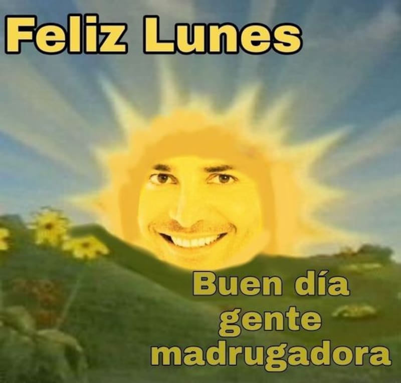 ¿Qué mejor para empezar el día que recibir a Chayanne por WhatsApp? Créditos: Pinterest.