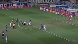 VIDEO | Desde el suelo: la genial asistencia de Diego Valdés que terminó en golazo de Vélez